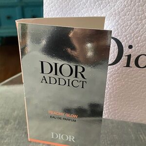 Dior Addict Peachy Glow Sample